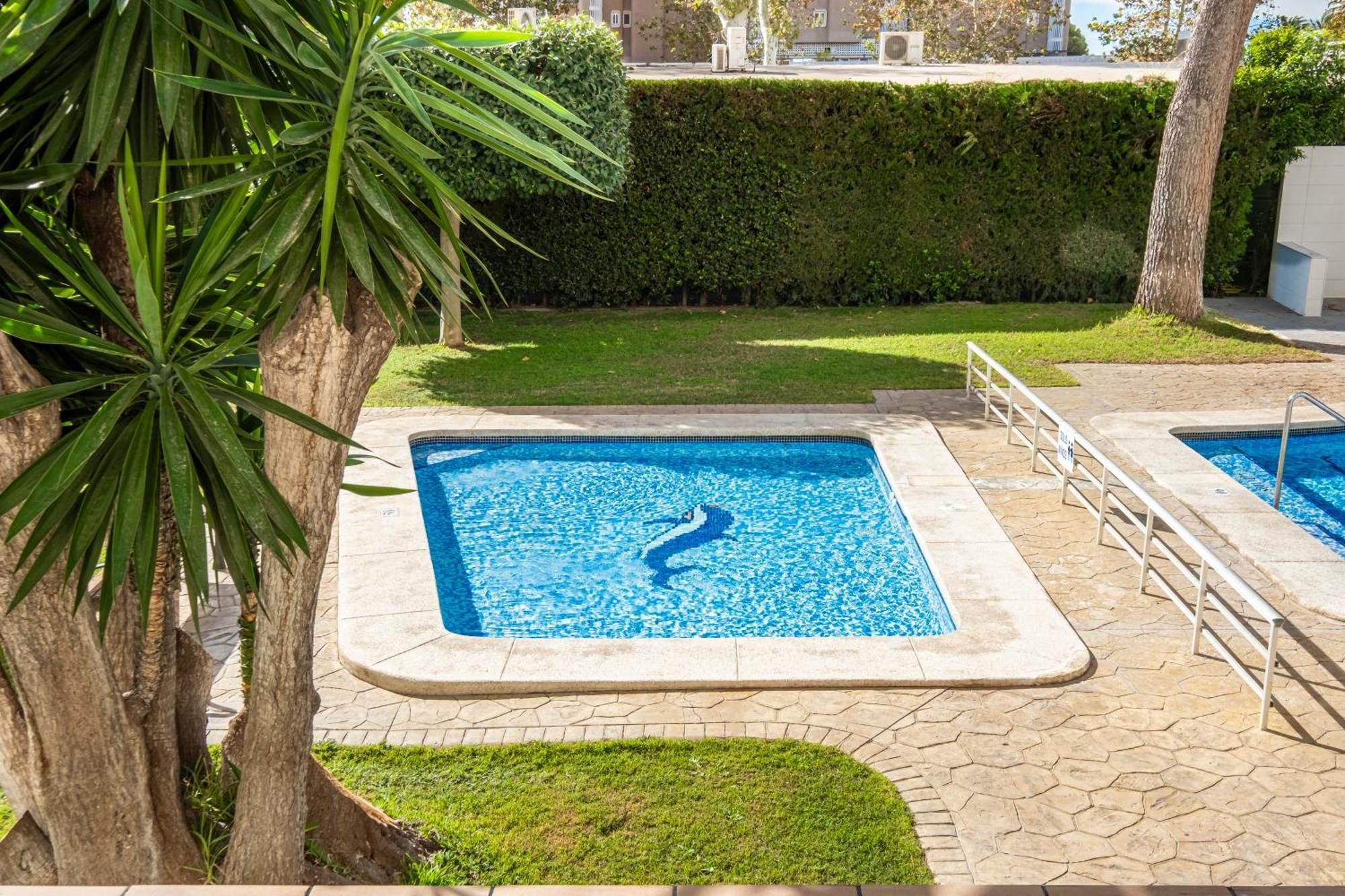 Albatros Ground Floor 1-4 Levante